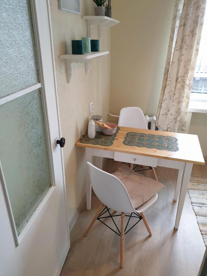 Sunny Apartment, 7 Min With Tram To The Old Town Tallinn Luaran gambar